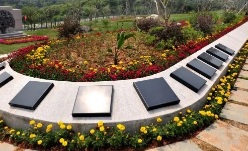 盘龙台公墓有哪些特色？