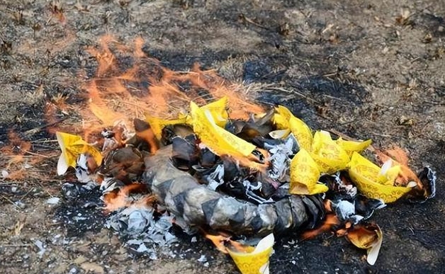 昌平殡仪馆可以烧衣服吗