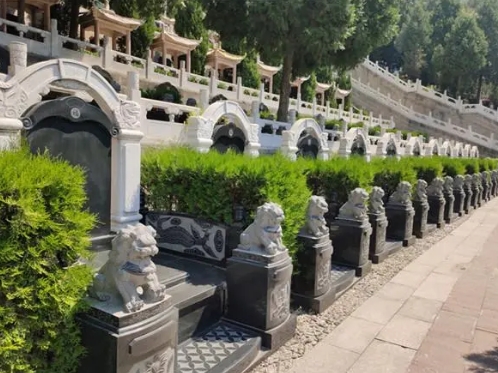 墓碑石狮子有什么讲究