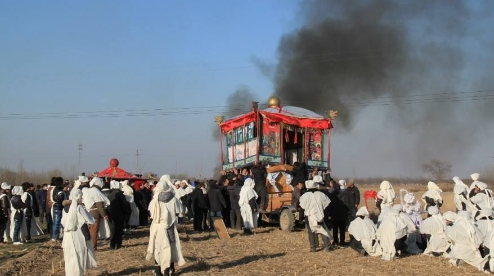 送丧的车里需要放什么音乐